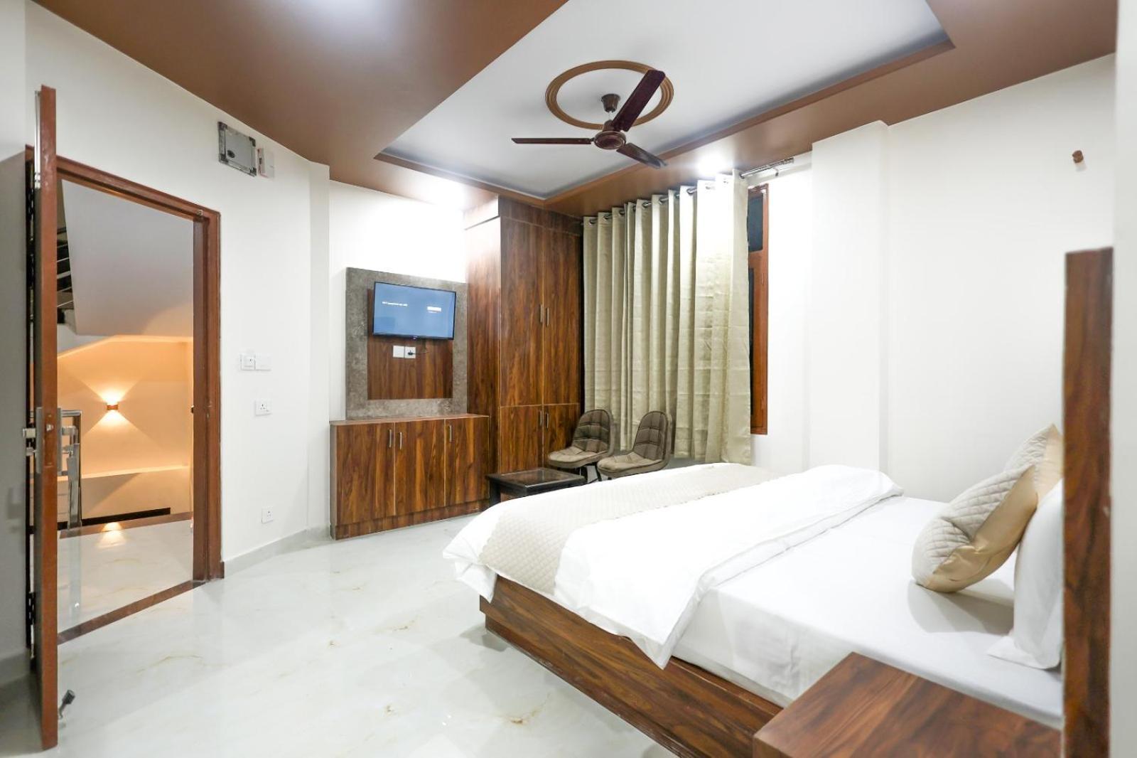 Mountain Shadow Hotel Kasauli Exterior photo