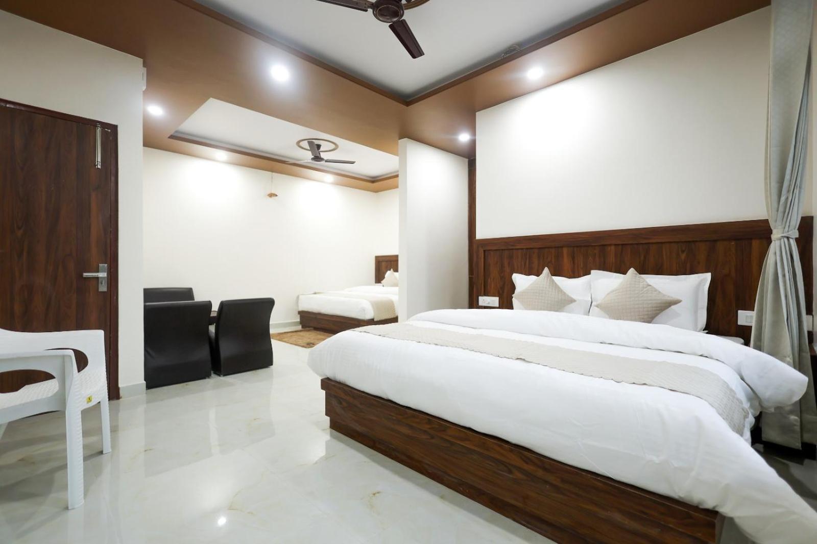 Mountain Shadow Hotel Kasauli Exterior photo